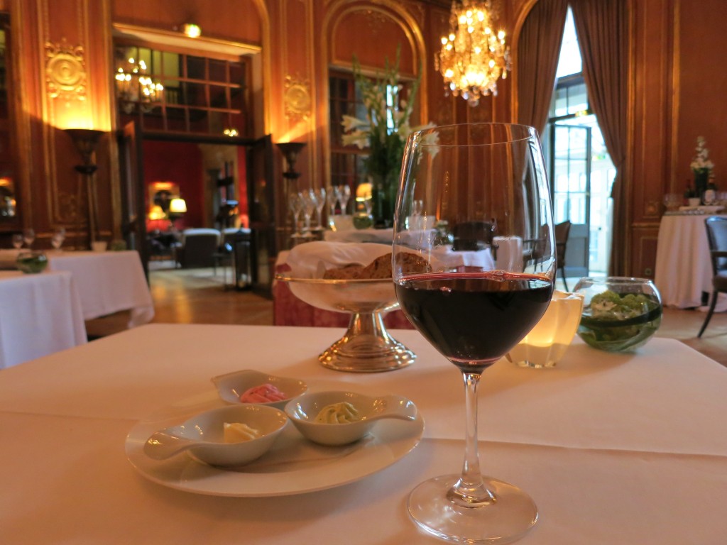 Red wine from the Pfalz at the Schlosshotel im Grunewald's Vivaldi restaurant